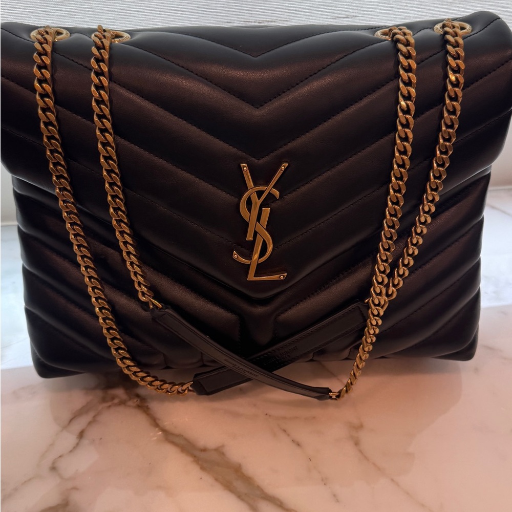 Saint Laurent Black Quilted Loulou Shoulder Bag with Gold Hardware - Picture 5 of 7